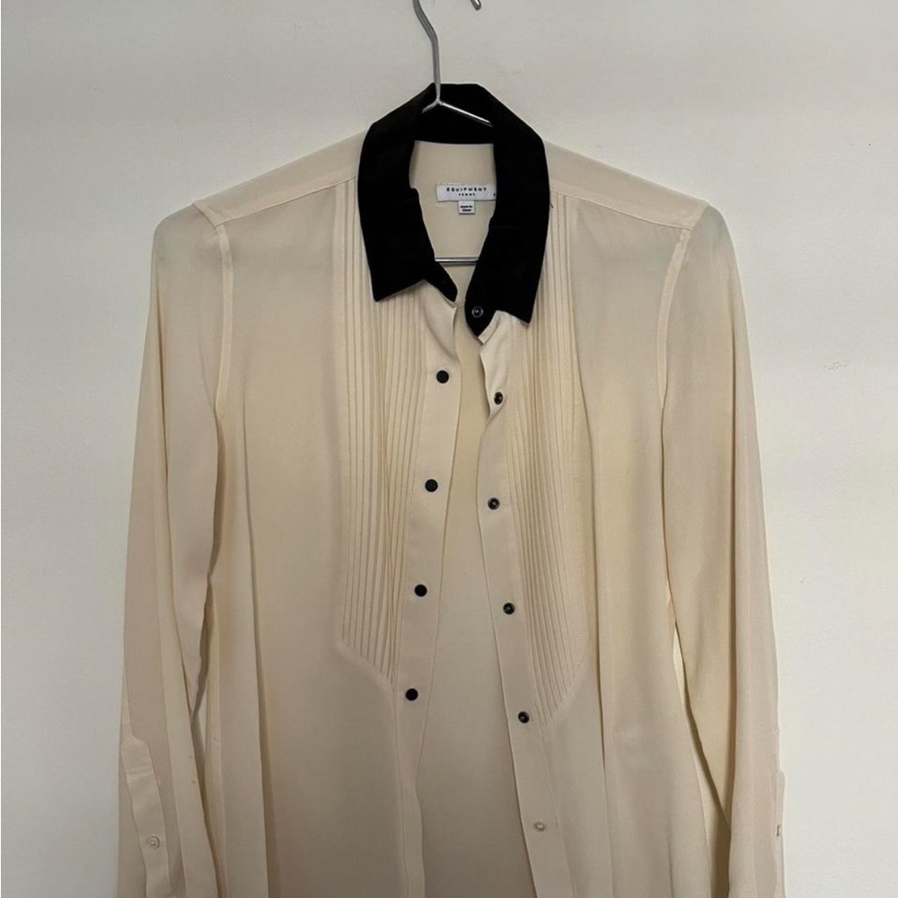 Equipment Women’s Silk Cream and Black Shirt